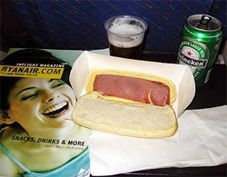 Питание в самолете Ryanair