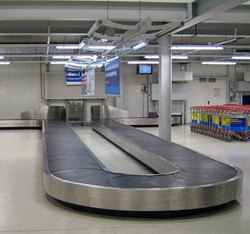 Выдача багажа в аэропорту